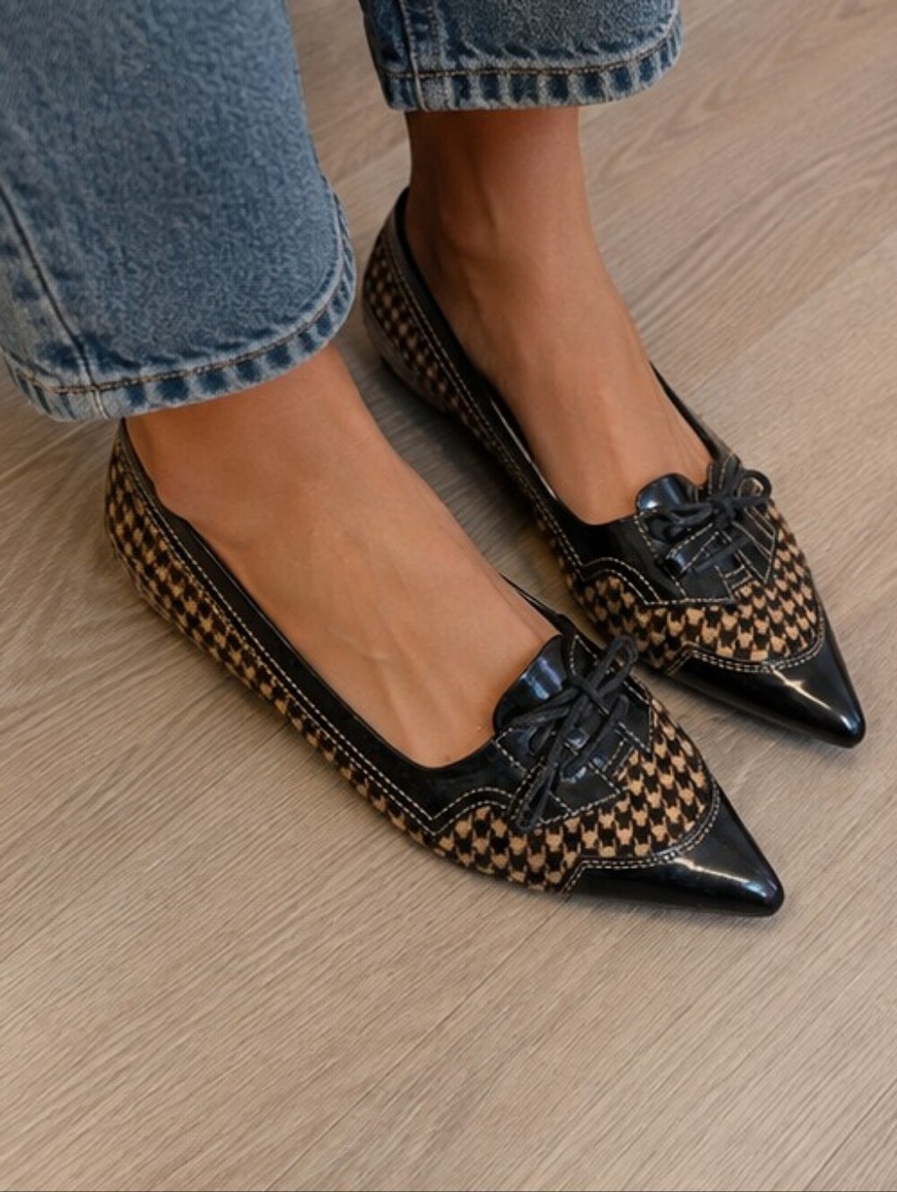 Tod’s | Women's Houndstooth Calf Hair & Patent Leather Pointed Toe Bow Flats